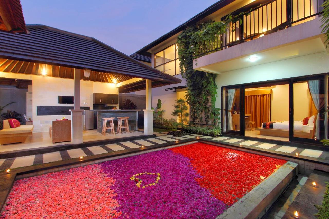 Agata Villas Seminyak Buitenkant foto