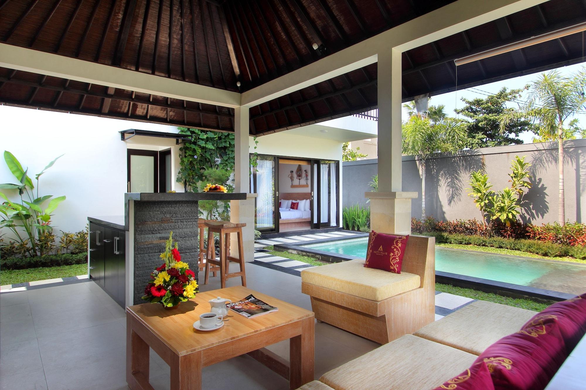 Agata Villas Seminyak Buitenkant foto