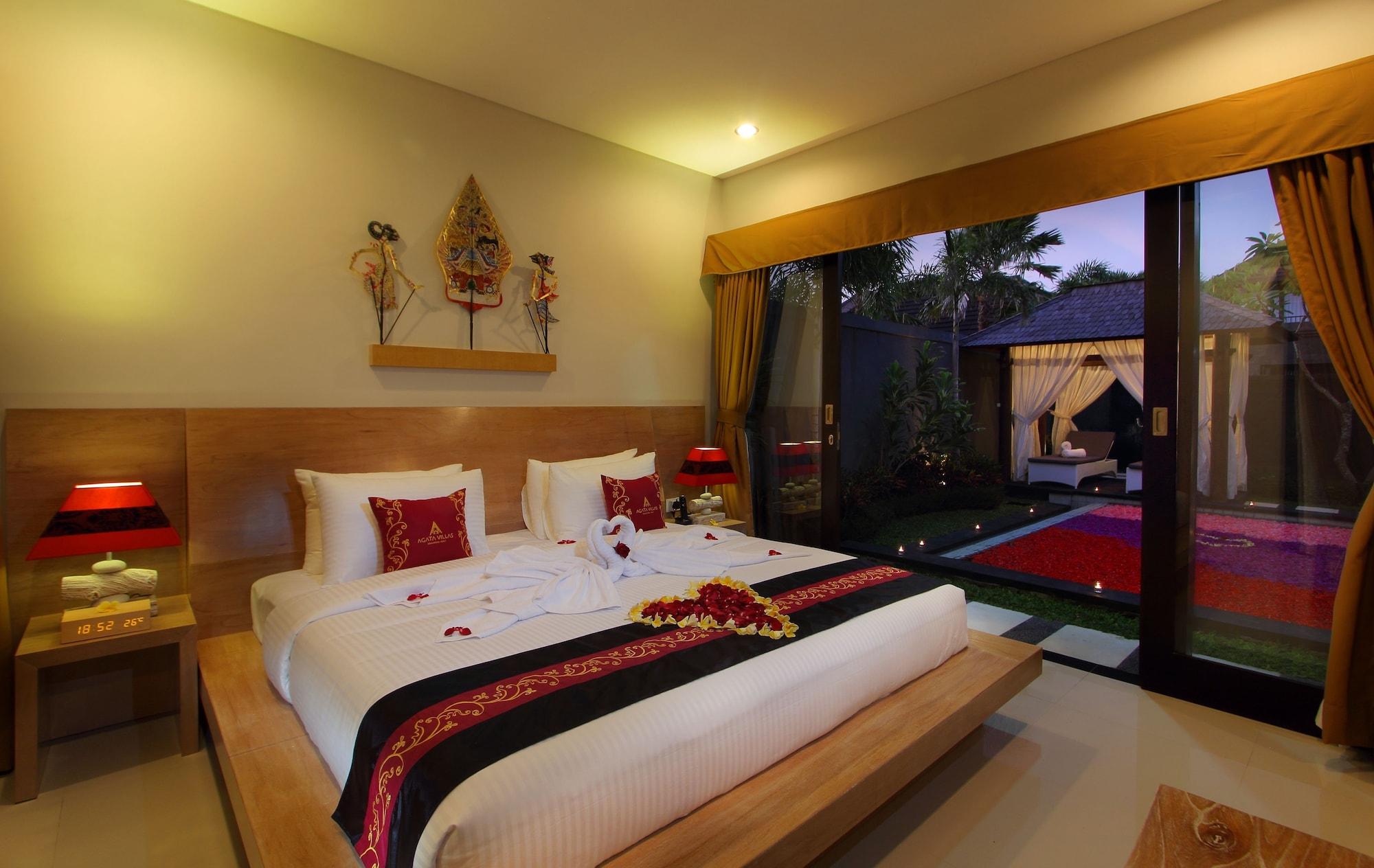 Agata Villas Seminyak Buitenkant foto