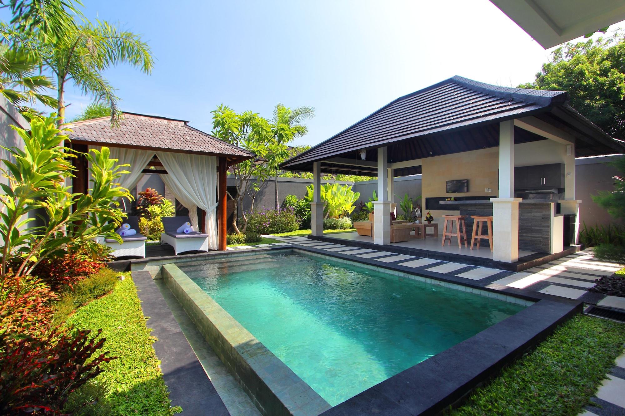 Agata Villas Seminyak Buitenkant foto
