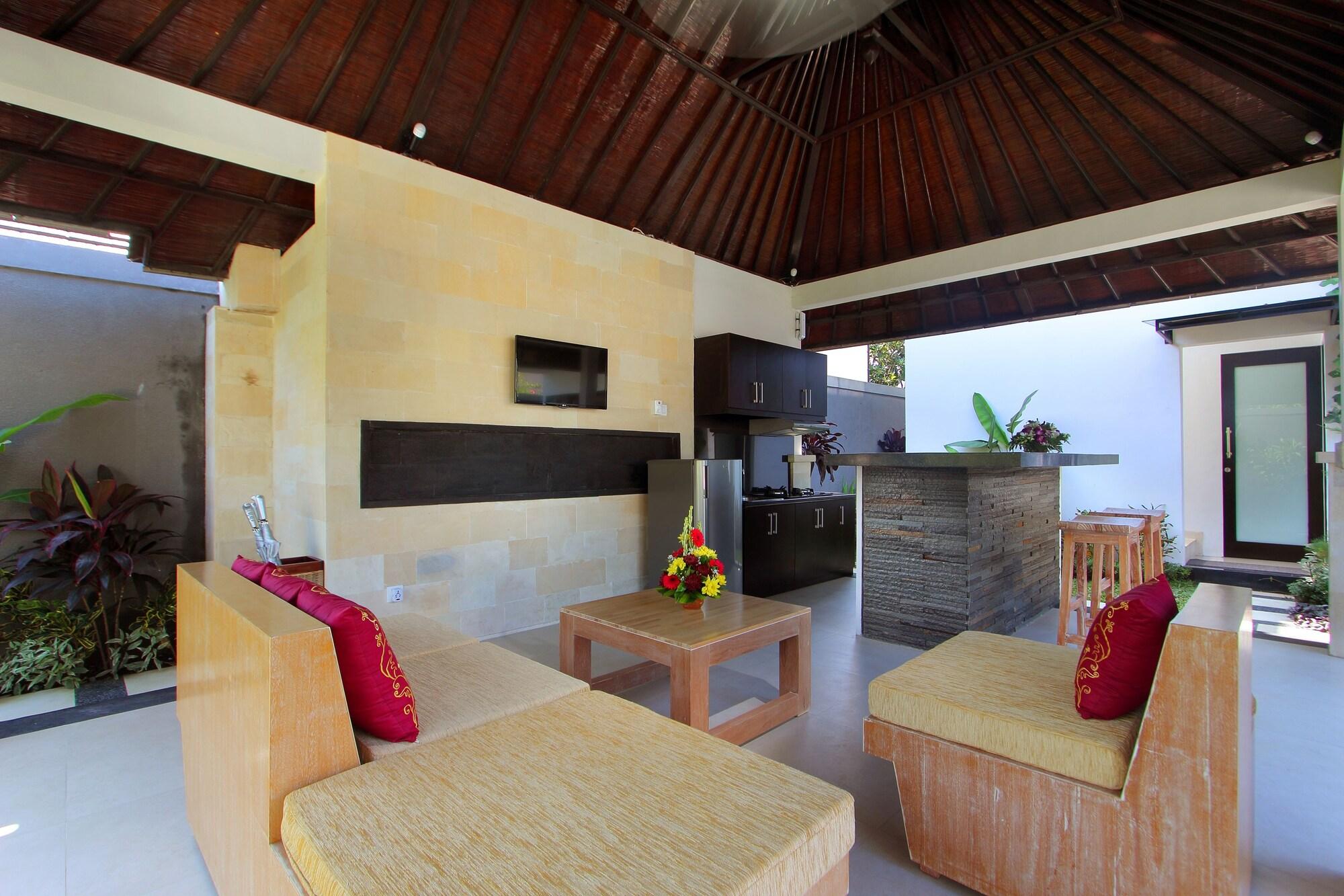 Agata Villas Seminyak Buitenkant foto