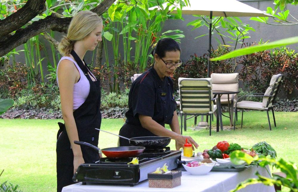 Agata Villas Seminyak Buitenkant foto